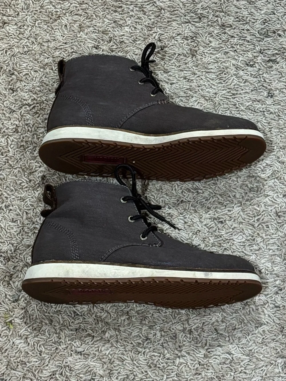 Kodiak Men's Chukka Boots in Dark Gray and Black